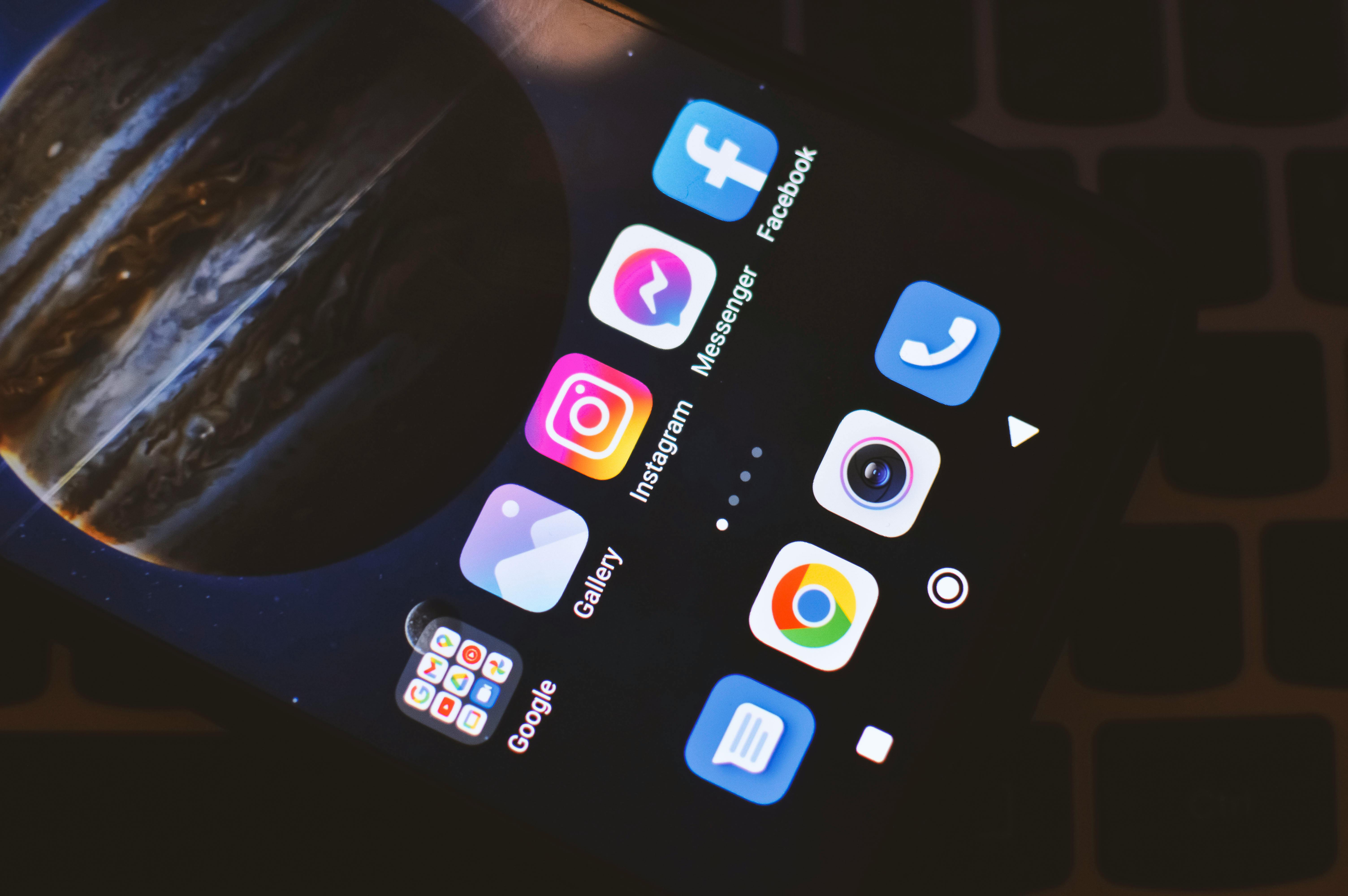 人気アカウントに!インスタフォロワー購入日本人の活用法